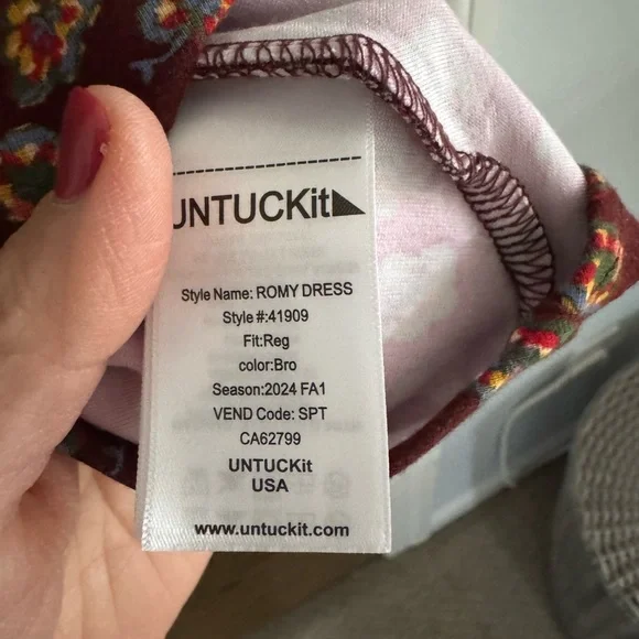 UNTUCKit Burgundy Patterned Long Sleeve Dress - Picture 6 of 6